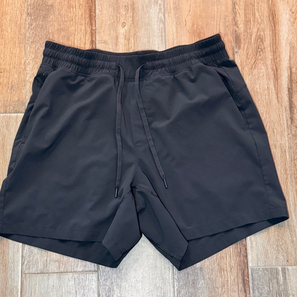 CRZ YOGA Mens Performance Athletic Training Shorts Black Size Large Drawstring